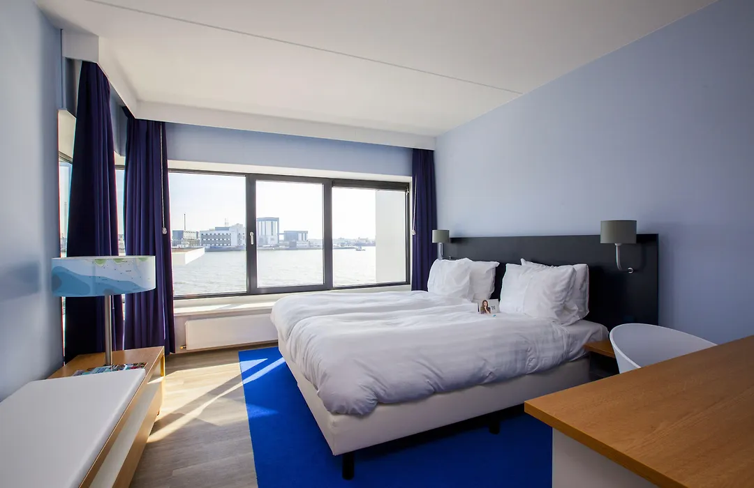 Delta Hotel-1